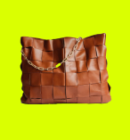 Bolsa feminina de couro na cor marrom